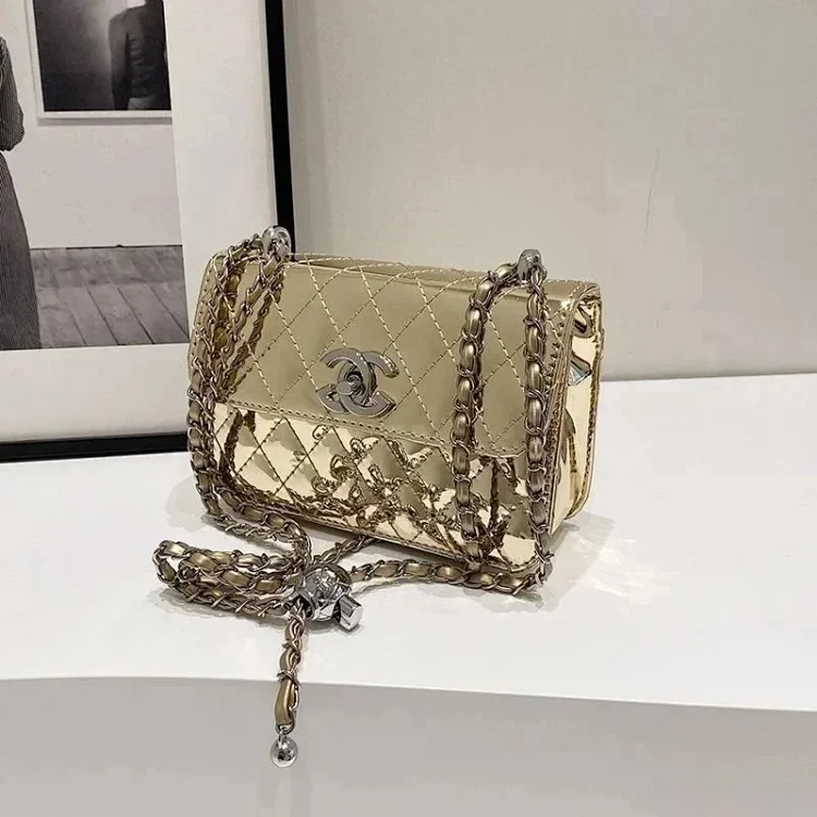 Chanel Fashion Bag
